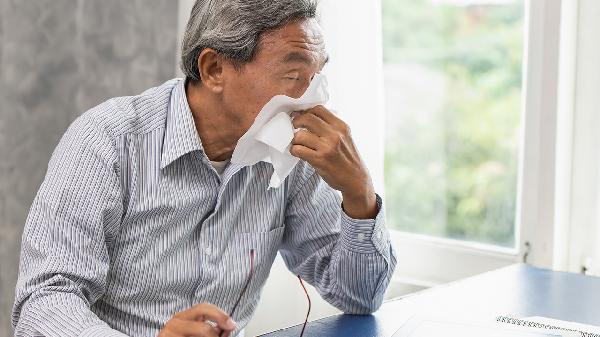 水晶杯和玻璃杯的差异